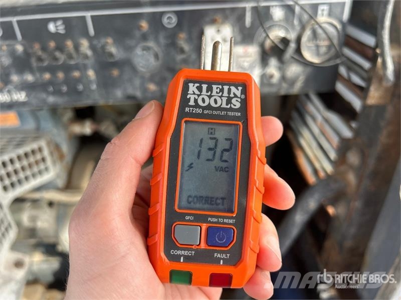 Atlas Copco V4 Πύργοι προβολέων