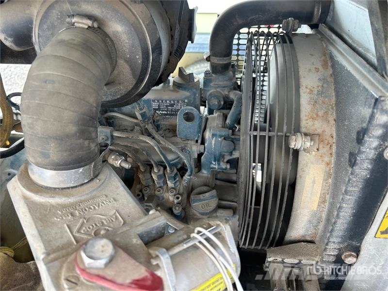 Atlas Copco V4 Πύργοι προβολέων