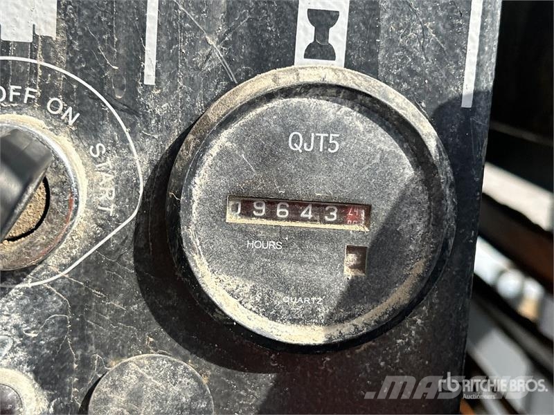 Atlas Copco V4 Πύργοι προβολέων