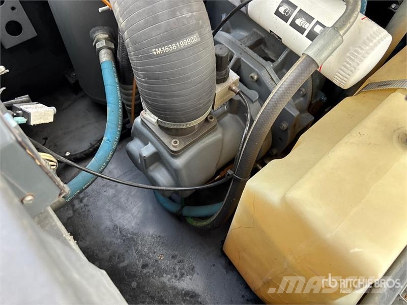 Atlas Copco XAS88 5 m3/min Mobile Air Compressor Kompresori