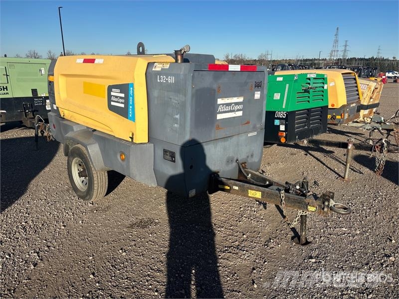 Atlas Copco XATS400JDFT4 Mobile Air Compressor コンプレッサー