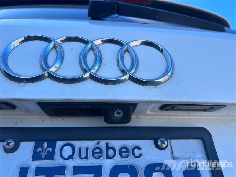 Audi Q5 AWD SUV (Inoperable) Cars
