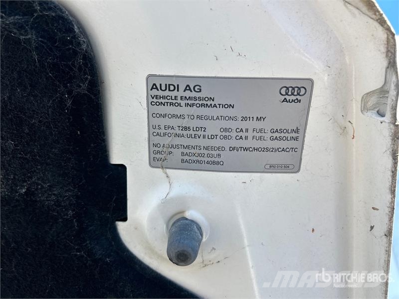Audi Q5 AWD SUV (Inoperable) Cars
