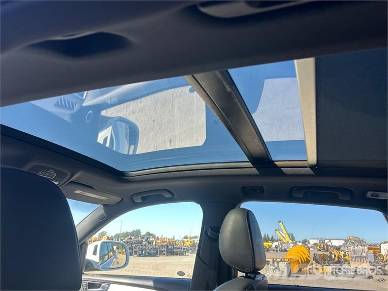 Audi Q5 AWD SUV (Inoperable) Cars