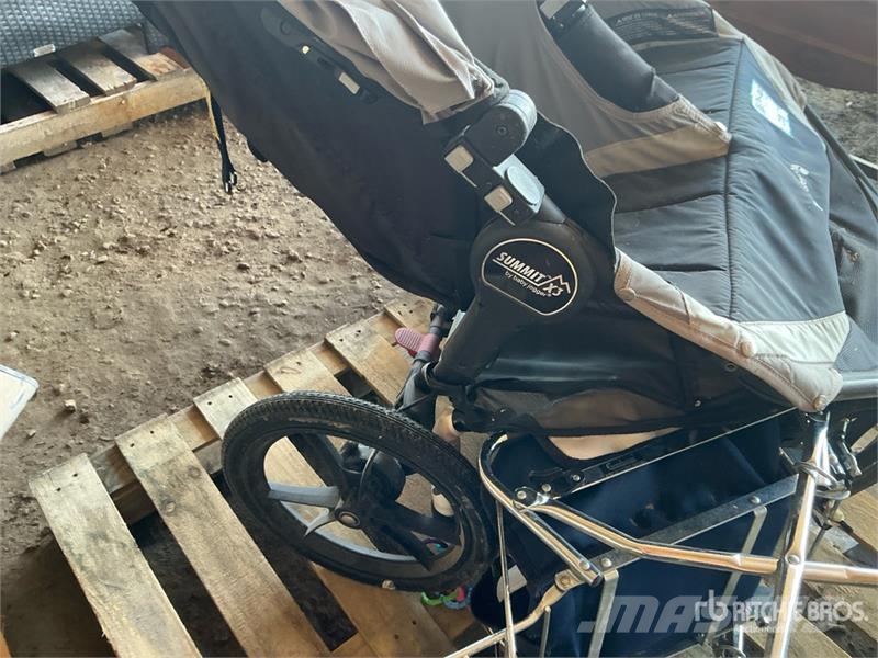 Baby Jogger Summit X3 Stroller Drugi deli