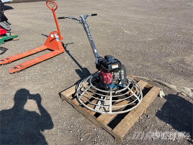 Bartell B436-1 Power Trowel (Inoperable) Gladilice za beton - hellikopteri