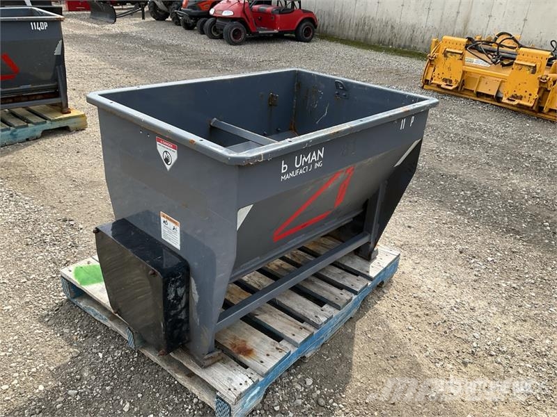 Bauman 1140P Salt Spreader - Fits Tractor Sableuse et saleuse