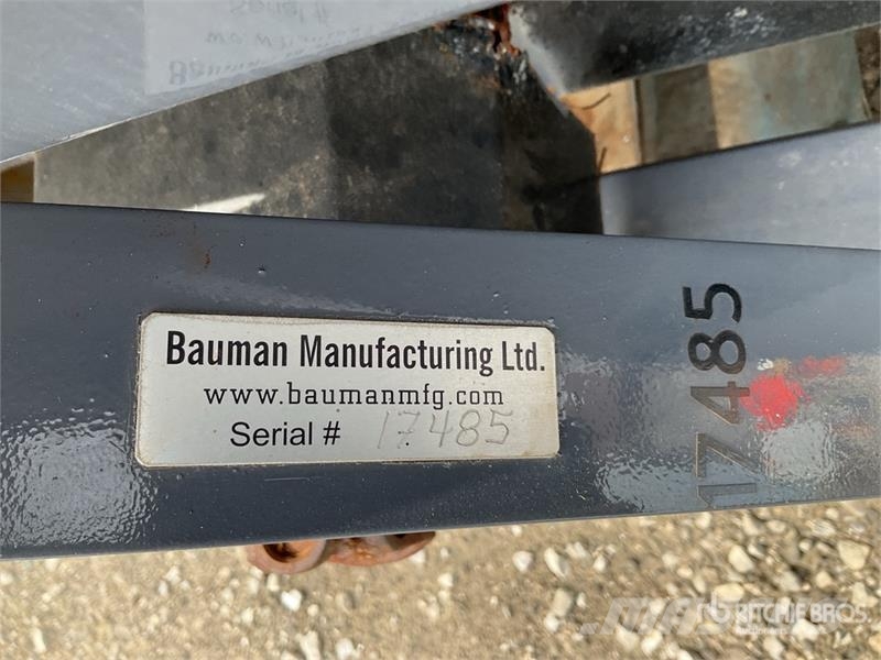 Bauman 640P Salt Spreader - Fits Tractor Sableuse et saleuse