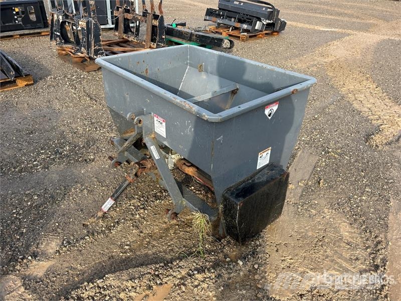  Bauman Salt Spreader Zand- en zoutstrooimachines