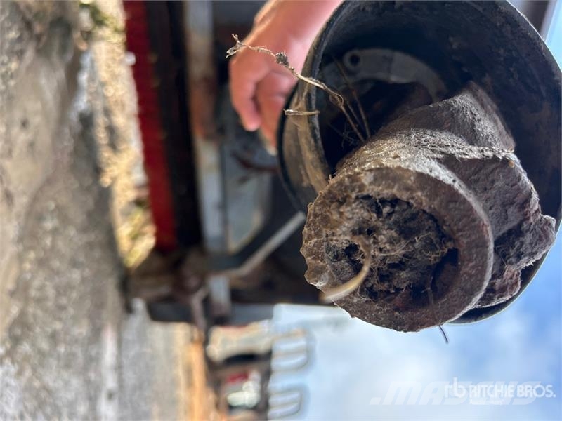  Bauman Salt Spreader Zand- en zoutstrooimachines