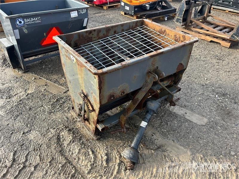  Bauman Salt Spreader Zand- en zoutstrooimachines