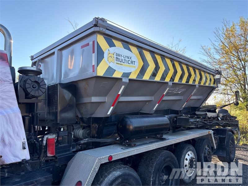 Bay-Lynx Multi Cat on Phoenix 12x4 Stone Spreader 加气混凝土生产设备/制砖机