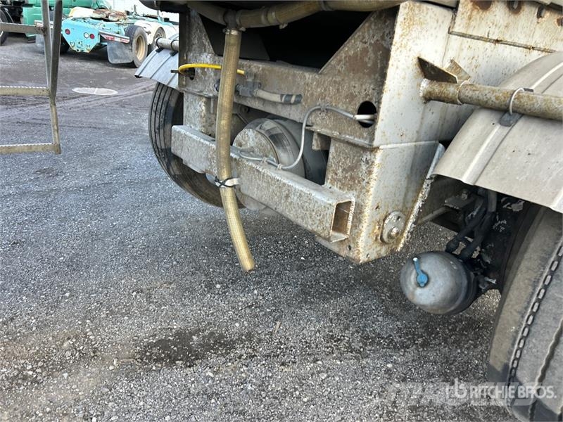 Bedard 46000 46000 L Quad/A Tanker Trailer Tanktrailere