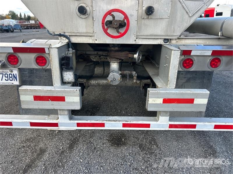 Bedard 46000 46000 L Quad/A Tanker Trailer Tanktrailere