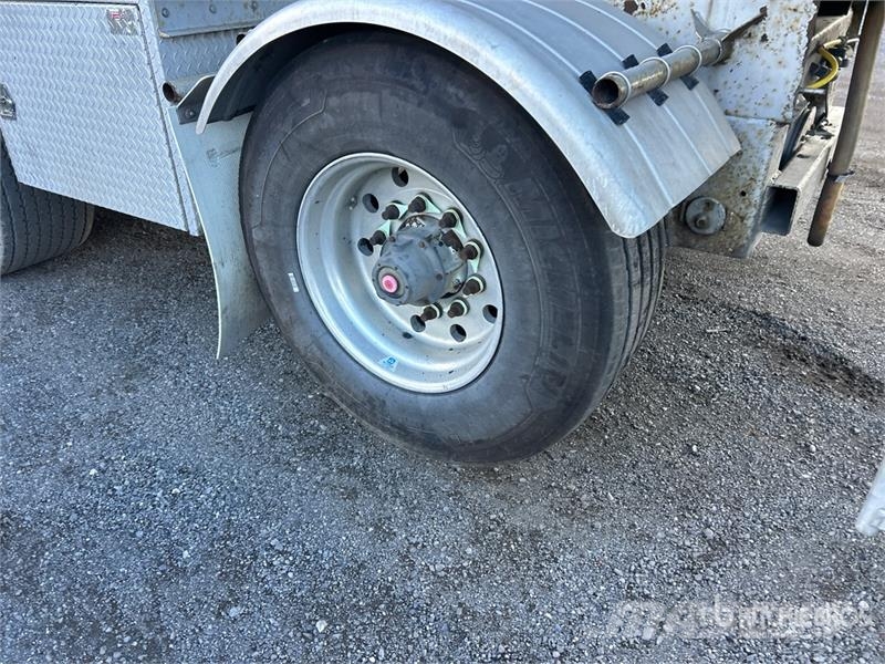 Bedard 46000 L Quad/A Tanker Trailer Tsisternhaagised