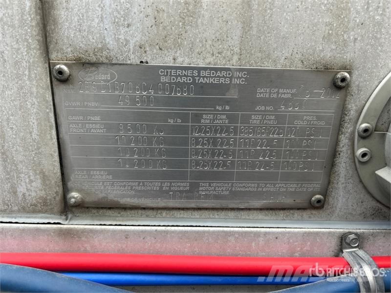 Bedard 46000 L Quad/A Tanker Trailer Tsisternhaagised