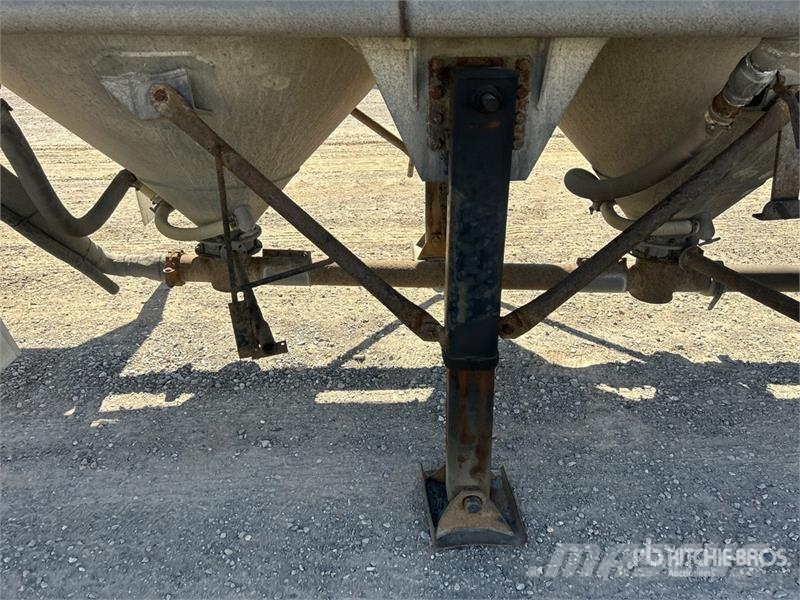 Bedard Quad/A Pneumatic Bulk Trailer Muut perävaunut