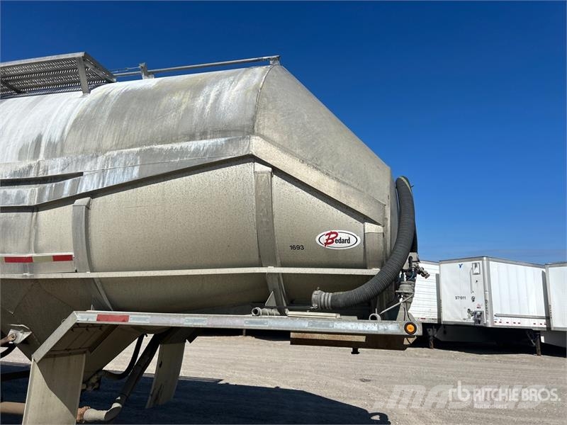 Bedard Quad/A Pneumatic Bulk Trailer Muut perävaunut