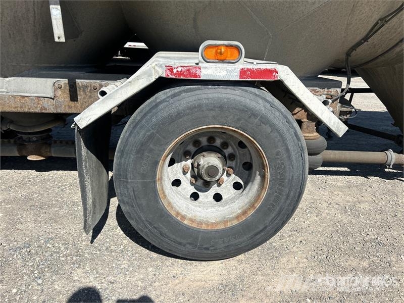 Bedard Quad/A Pneumatic Bulk Trailer Muut perävaunut