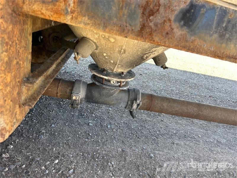 Bedard Tri/A Pneumatic Bulk Trailer Muut perävaunut