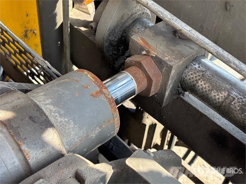 Benco TT-125 2500 lb Truck Mounted Forklift رافعات شوكية مثبتة على شاحنات