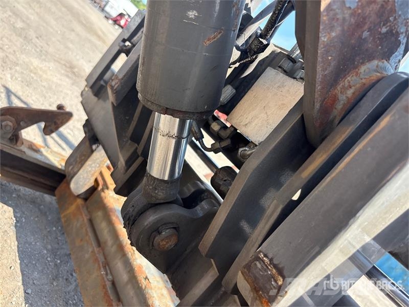 Benco TT-125 2500 lb Truck Mounted Forklift رافعات شوكية مثبتة على شاحنات