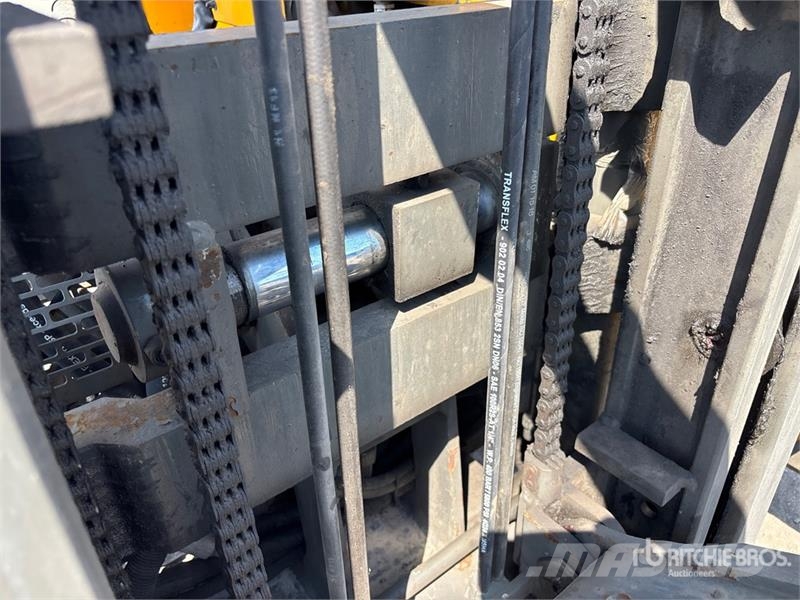 Benco TT-125 2500 lb Truck Mounted Forklift رافعات شوكية مثبتة على شاحنات