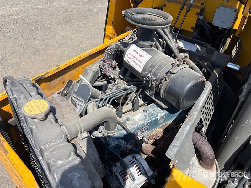 Benco TT-125 2500 lb Truck Mounted Forklift رافعات شوكية مثبتة على شاحنات