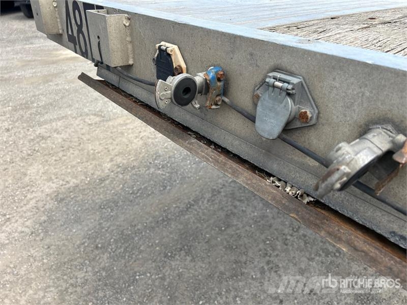 Benson 48 ft T/A Spread Axle Flatbed Trailer 自卸半挂车
