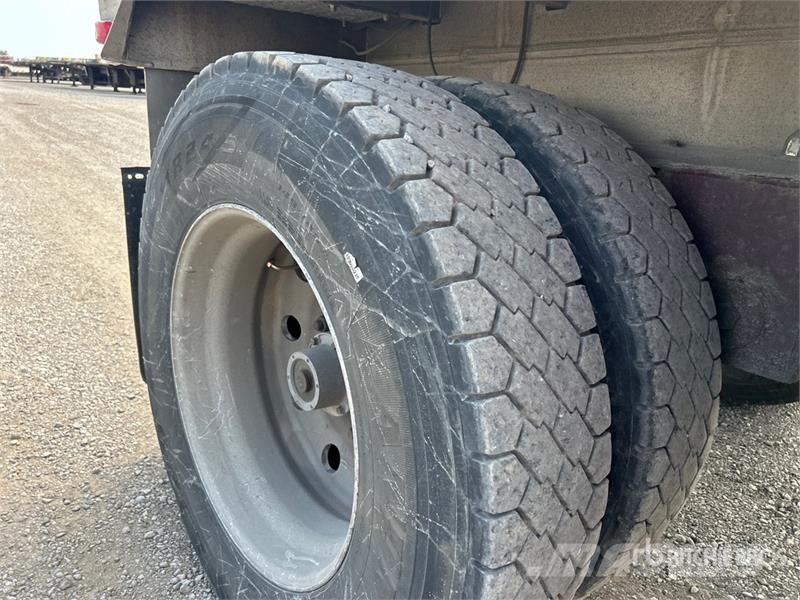 Benson 48 ft T/A Spread Axle Flatbed Trailer 自卸半挂车