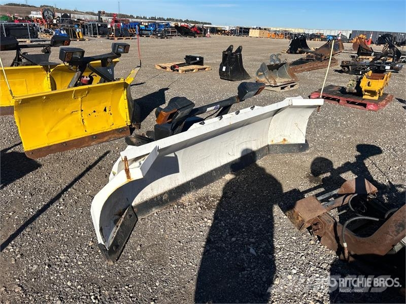 Blizzard 8 ft Snow Plow Lumiaurat