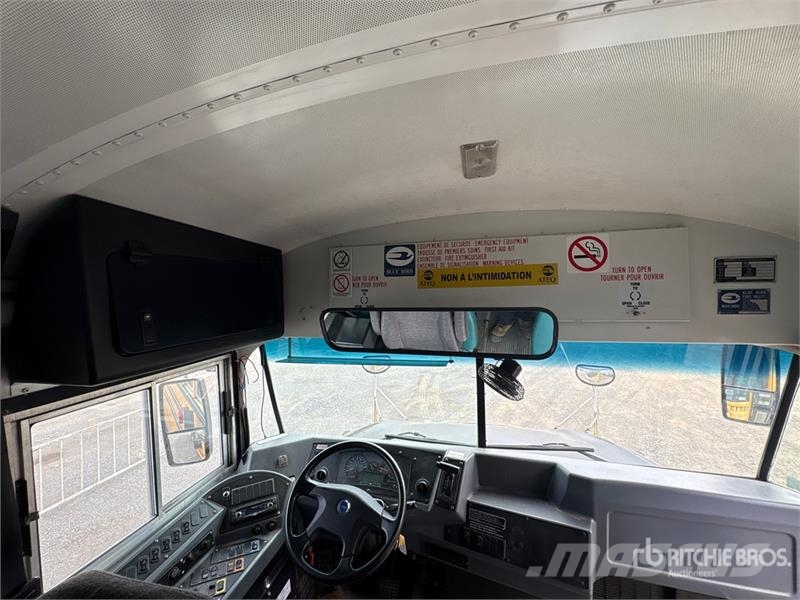 Blue Bird 4x2 72-Seat School Bus Mini buses