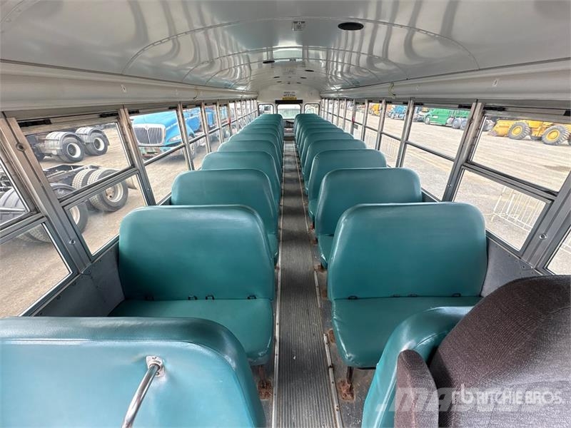 Blue Bird 4x2 72-Seat School Bus Mini buses