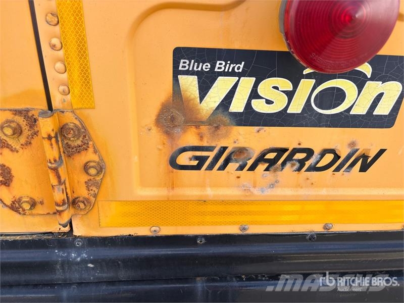 Blue Bird 4x2 72-Seat School Bus Minibusy
