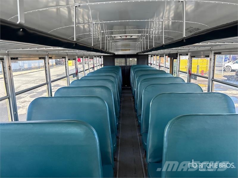 Blue Bird 4x2 84-Seat School Bus Minibusy