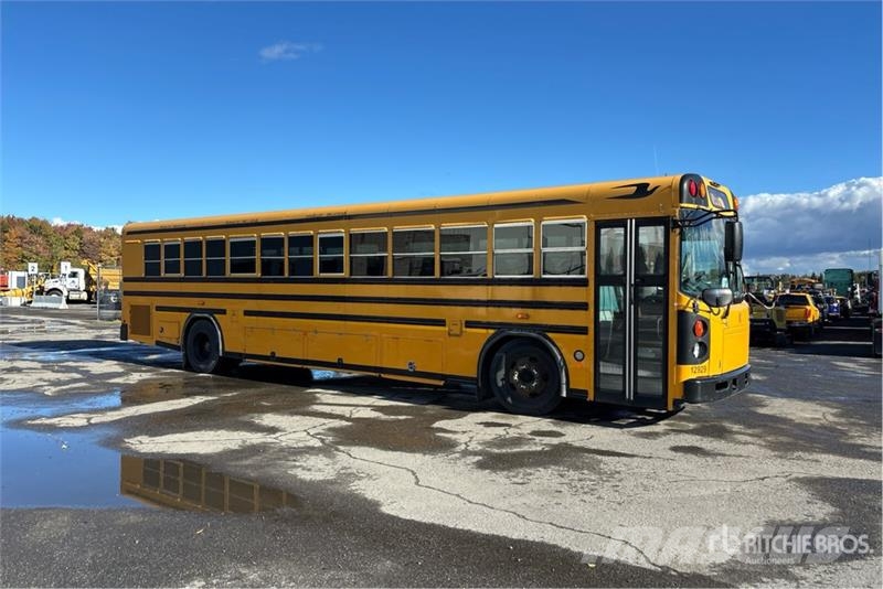 Blue Bird 4x2 84-Seat School Bus Minibusy