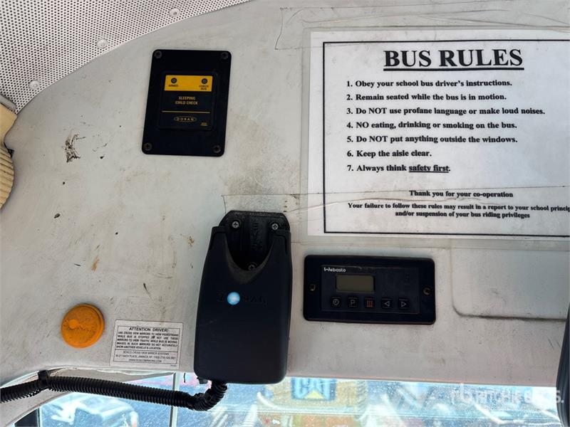 Blue Bird Vision 4x2 72-Seat School Bus Мікроавтобуси