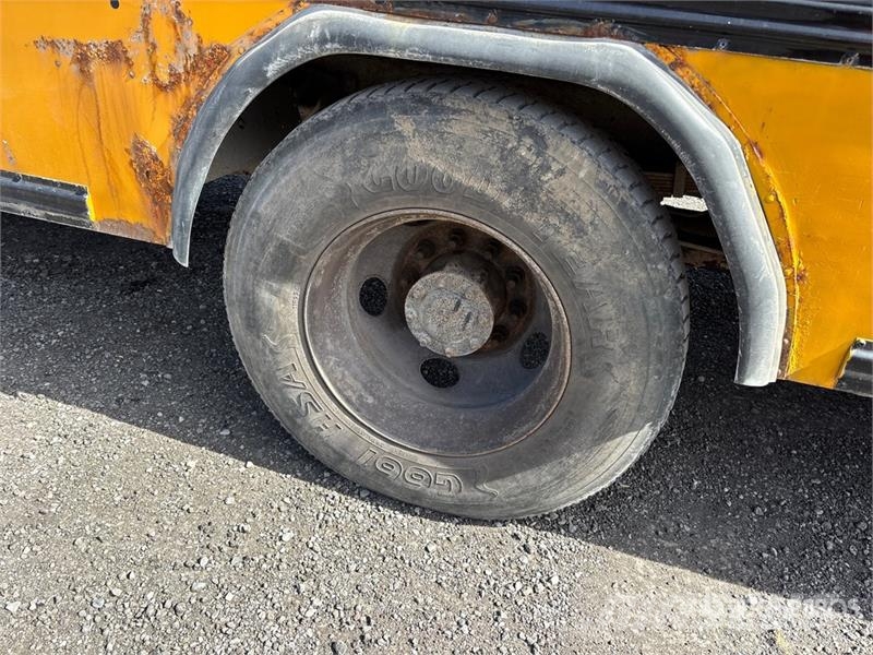 Blue Bird Vision 4x2 72-Seat School Bus Мікроавтобуси