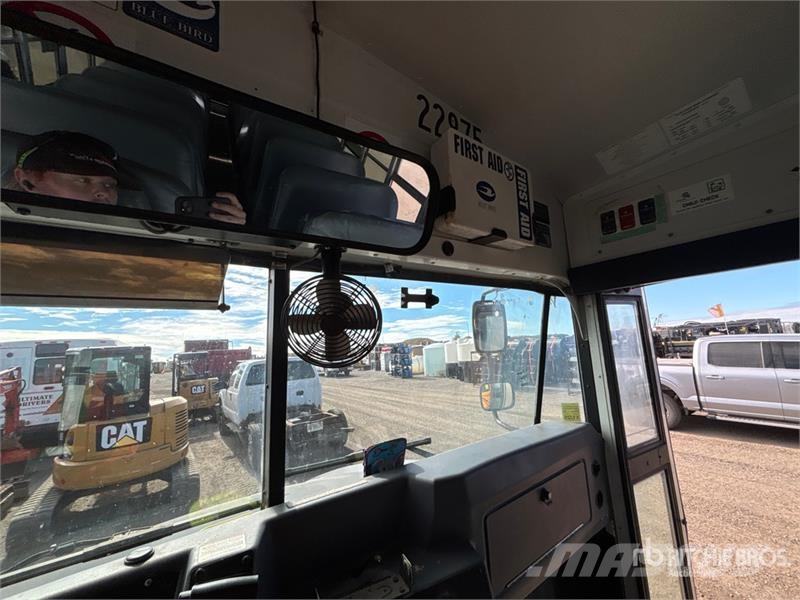 Blue Bird Vision 4x2 72-Seat School Bus Мікроавтобуси