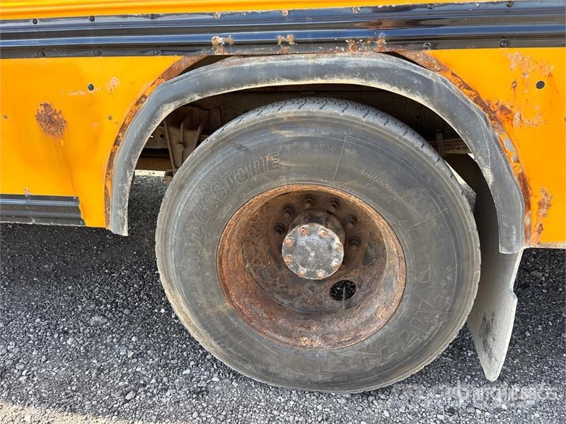 Blue Bird Vision 4x2 72-Seat School Bus Мікроавтобуси