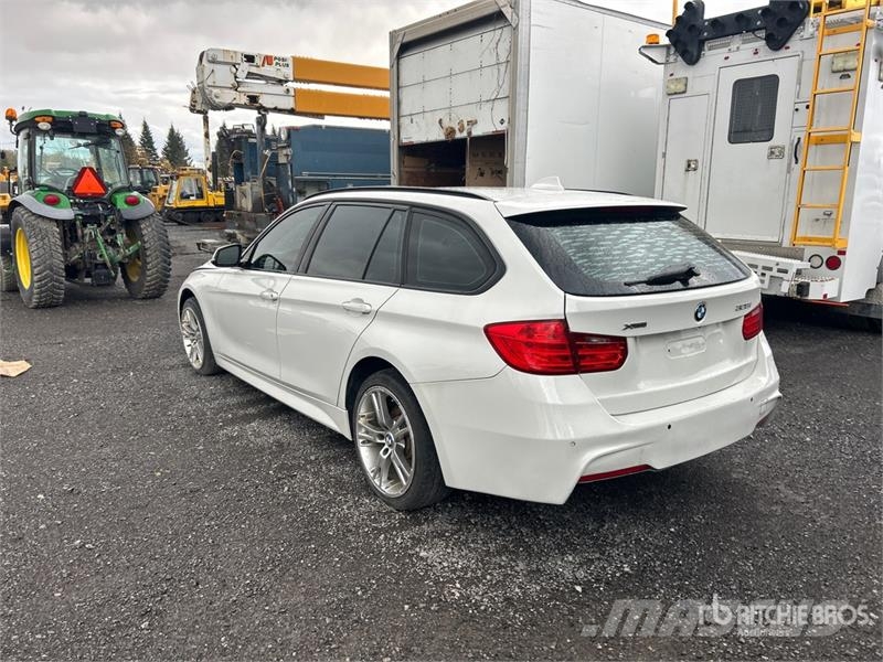 BMW 328i Automobile (Inoperable) Auto