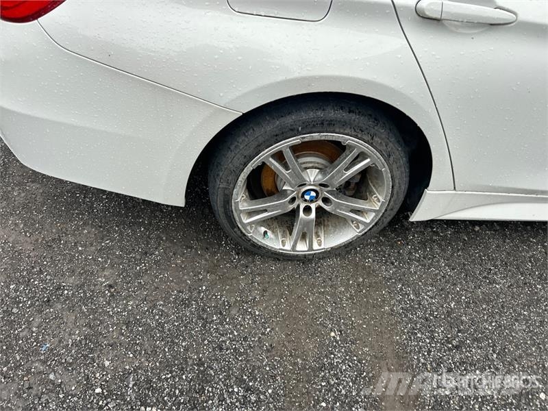 BMW 328i Automobile (Inoperable) Auto