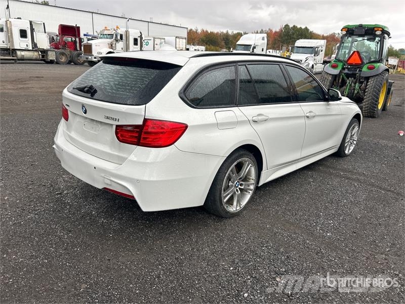 BMW 328i Automobile (Inoperable) Auto