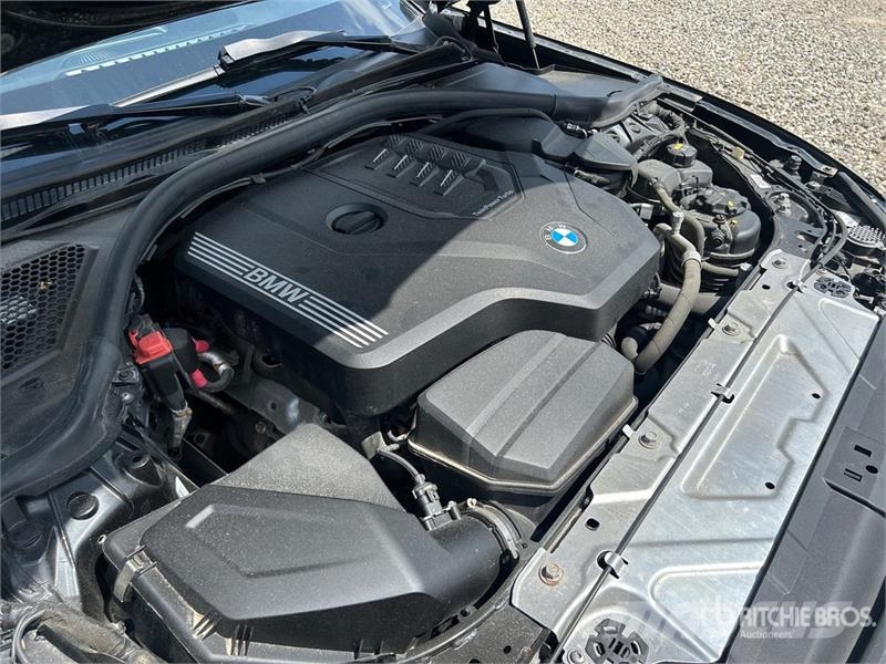 BMW 330i AWD Automobile Cars
