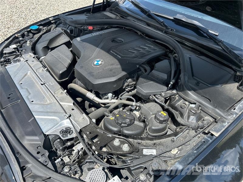 BMW 330i AWD Automobile Cars