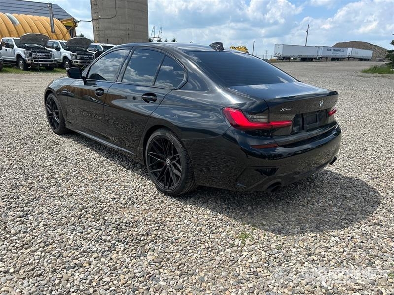 BMW 330i AWD Automobile Cars