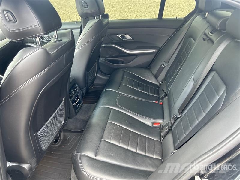 BMW 330i AWD Automobile Cars
