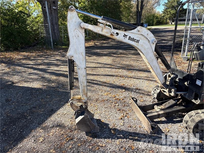 Bobcat 324 حفارات صغيرة أقل من 7 طن (حفارات صغيرة)