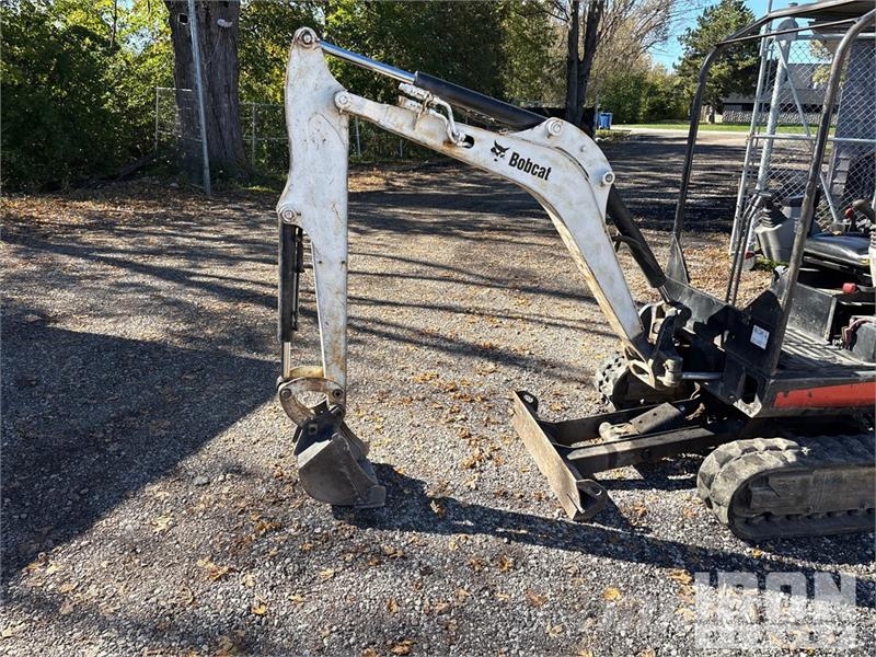 Bobcat 324 حفارات صغيرة أقل من 7 طن (حفارات صغيرة)