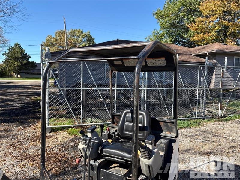 Bobcat 324 حفارات صغيرة أقل من 7 طن (حفارات صغيرة)